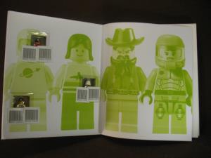 Lego - Minifigure Year By Year - A Visual History (03)